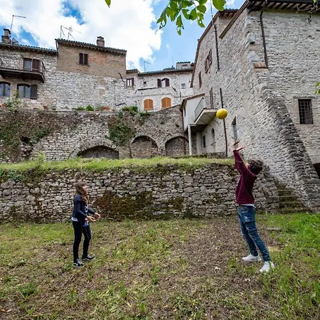 Perfetta Letizia Casa
